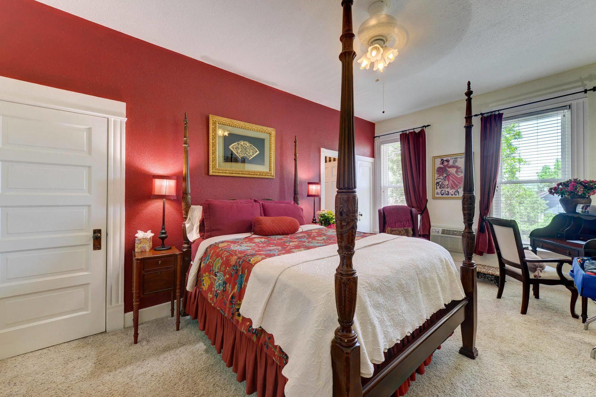 The St. Mary'S Inn, Bed And Breakfast Κολοράντο Σπρινγκς Εξωτερικό φωτογραφία