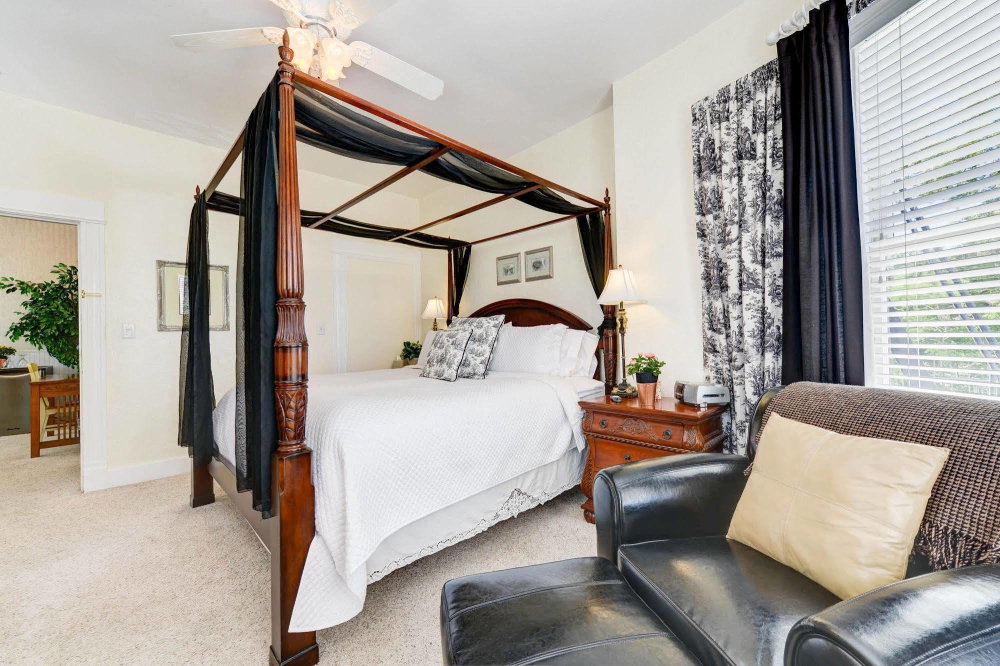 The St. Mary'S Inn, Bed And Breakfast Κολοράντο Σπρινγκς Εξωτερικό φωτογραφία